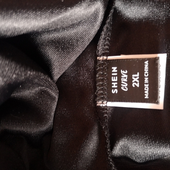 Velvet dress - Picture 6 of 6